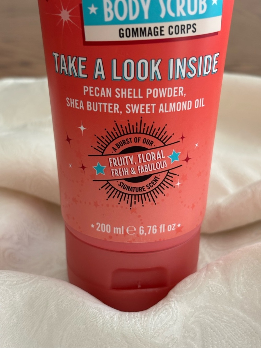 Dirty Works Lovely Scrubbly Body Scrub - Coral - Picture 3 of 7